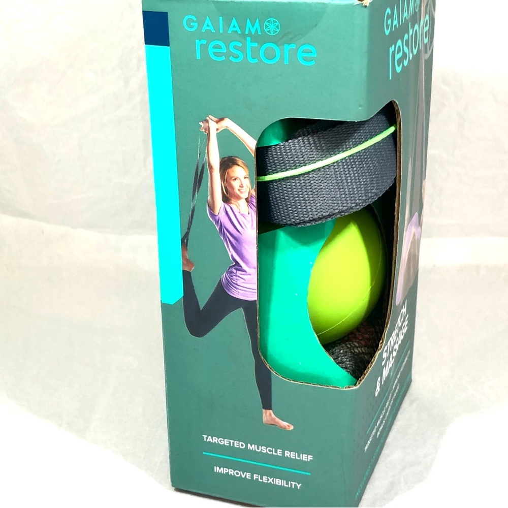 GAIAM RESTORE STRETCH & MASSAGE KIT - Picture 9 of 10